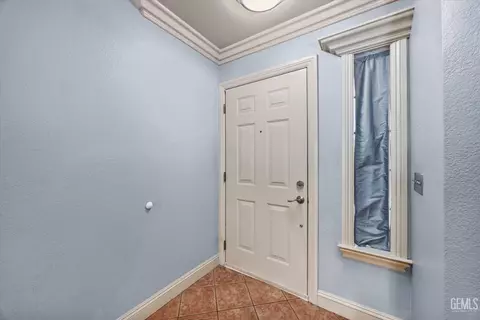 Entry Way - 1209 Eubanks Ave, Bakersfield, CA 93307 photo 1 of 2