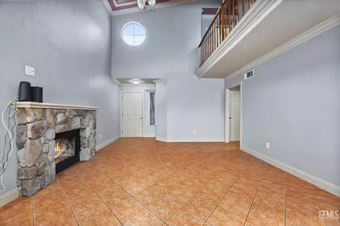 Living - 1209 Eubanks Ave, Bakersfield, CA 93307 photo 5 of 5