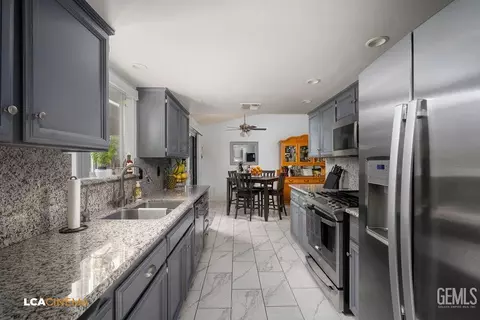 Kitchen - 1907 5th Pl, Delano, CA 93215 photo 1 of 3
