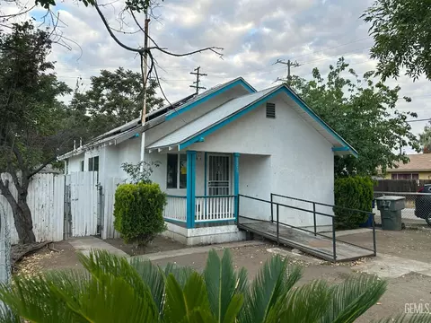 127 Lincoln Ave, Bakersfield, CA 93308