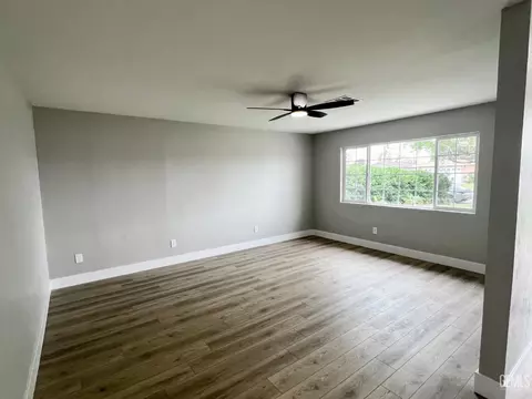 5908 Ream Way, Bakersfield, CA 93307 photo 4
