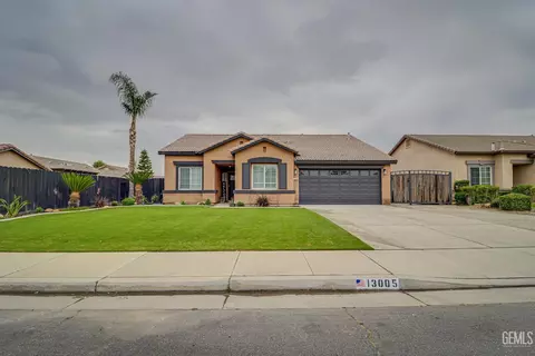 13005 Jackson Lake Dr, Bakersfield, CA 93314