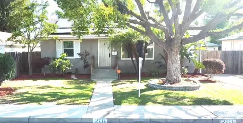 2711 Hubbard St, Bakersfield, CA 93301
