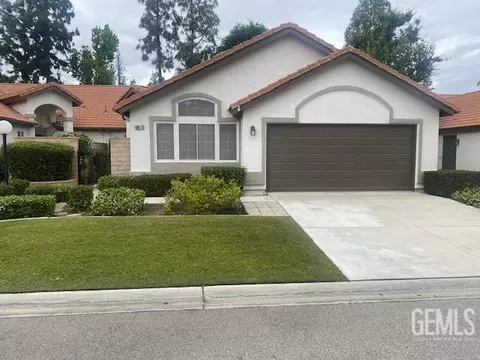 6901 Courtside Cir #15, Bakersfield, CA 93309