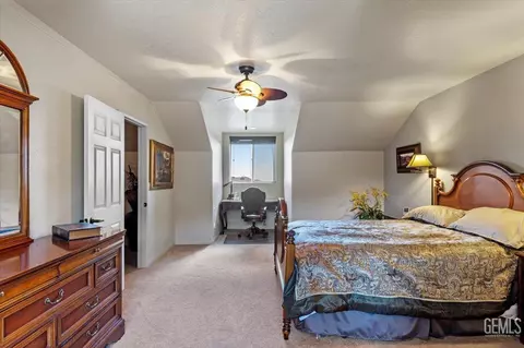 24051 Jacaranda Dr, Tehachapi, CA 93561 photo 45
