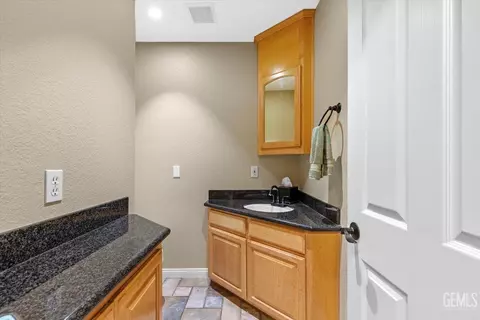 24051 Jacaranda Dr, Tehachapi, CA 93561 photo 22