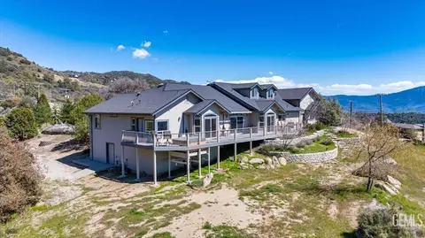 24051 Jacaranda Dr, Tehachapi, CA 93561 photo 59