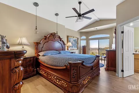 24051 Jacaranda Dr, Tehachapi, CA 93561 photo 31