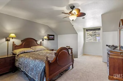 24051 Jacaranda Dr, Tehachapi, CA 93561 photo 47