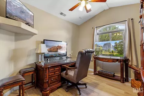 24051 Jacaranda Dr, Tehachapi, CA 93561 photo 25