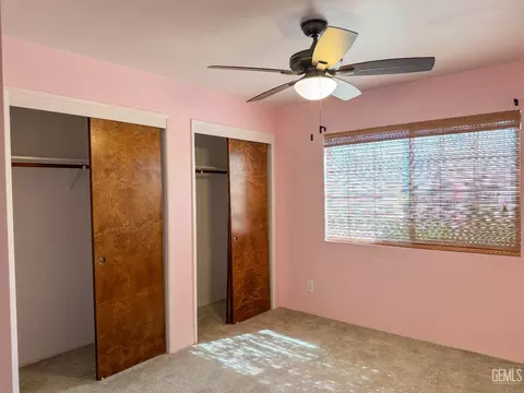 297 Pine St, Shafter, CA 93263 photo 18
