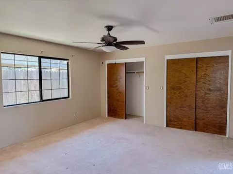 297 Pine St, Shafter, CA 93263 photo 21