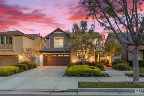 8113 Mcgraw Hill Dr, Bakersfield, CA 93311