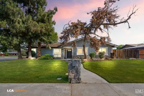 7532 Cecelia Ct, Bakersfield, CA 93308