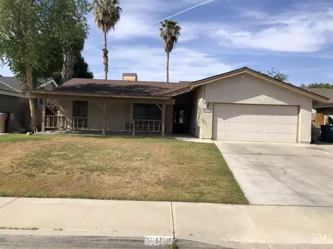 8408 Stuart Ct, Bakersfield, CA 93311 photo 1