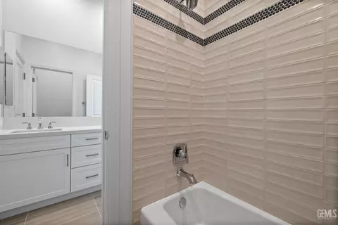12610 Espalier Ct, Bakersfield, CA 93311 photo 38