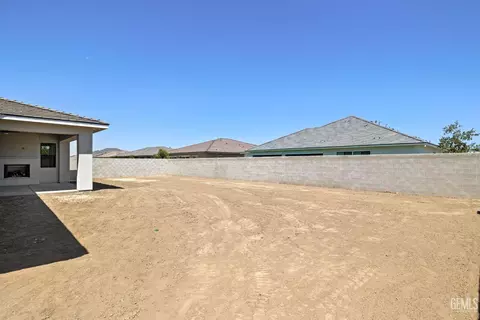 12610 Espalier Ct, Bakersfield, CA 93311 photo 59