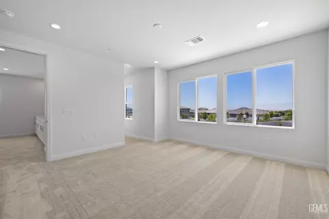12610 Espalier Ct, Bakersfield, CA 93311 photo 48