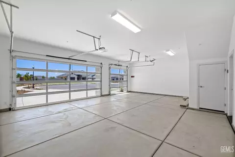 12610 Espalier Ct, Bakersfield, CA 93311 photo 54