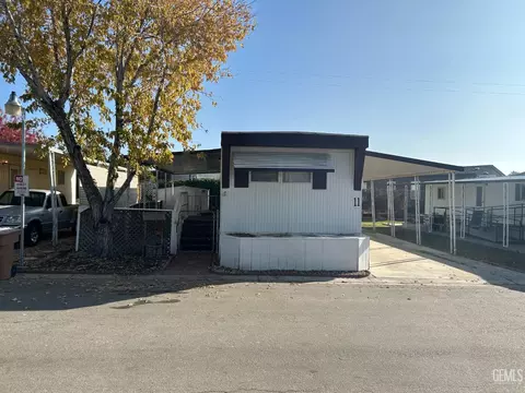 900 James Rd #11, Bakersfield, CA 93308