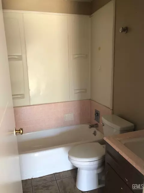 1832 4th St, Wasco, CA 93280 photo 5