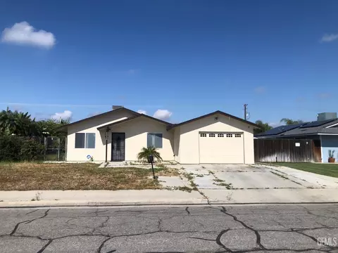 1533 Pine St, Wasco, CA 93280 photo 1