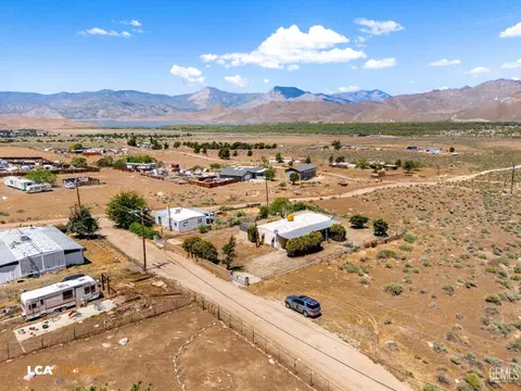 10273 Miller Ln, Weldon, CA 93283 photo 24
