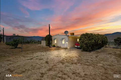10273 Miller Ln, Weldon, CA 93283 photo 1