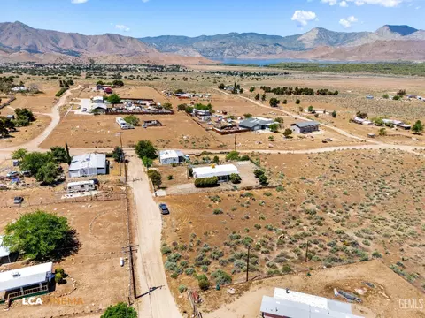 10273 Miller Ln, Weldon, CA 93283 photo 12