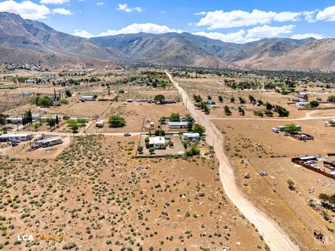 10273 Miller Ln, Weldon, CA 93283 photo 21