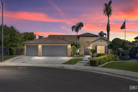 10805 Corbett Canyon Dr, Bakersfield, CA 93312