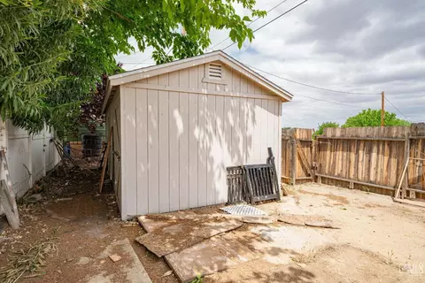 602 Rose Ave, Taft, CA 93268 photo 32