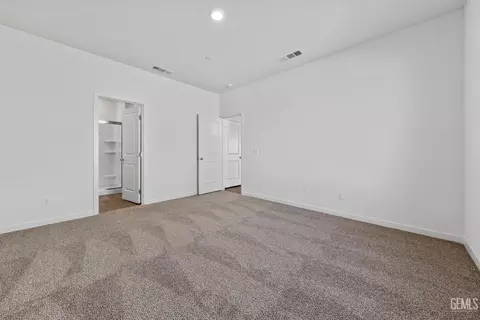 7912 Grapefruit Dr, Bakersfield, CA 93313 photo 6