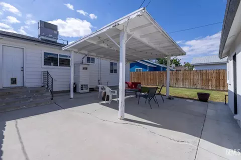 1010 Standard St, Taft, CA 93268 photo 12