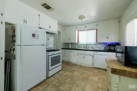 1010 Standard St, Taft, CA 93268 photo 7