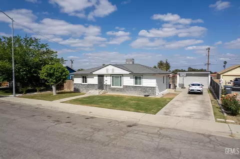1010 Standard St, Taft, CA 93268 photo 2