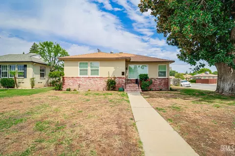 2931 Pine St, Bakersfield, CA 93301