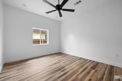 1105 3rd St, Bakersfield, CA 93304 photo 12
