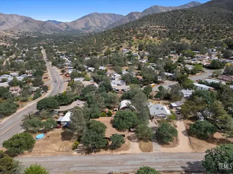 29 Verna St, Bodfish, CA 93205 photo 4