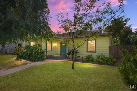 107 Lincoln St, Bakersfield, CA 93305