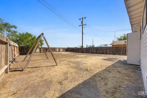 208 E 2nd St, Buttonwillow, CA 93206 photo 21