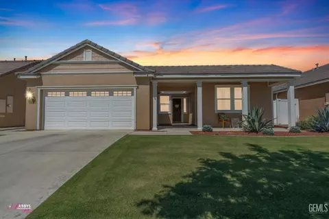 807 White Alder Dr, Bakersfield, CA 93314