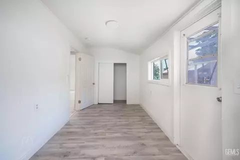 723 Buchanan St, Taft, CA 93268 photo 9