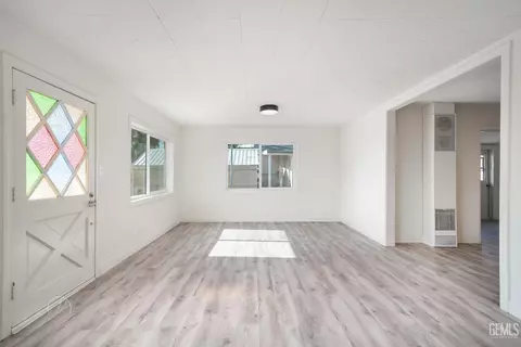 723 Buchanan St, Taft, CA 93268 photo 7
