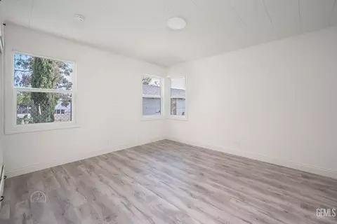723 Buchanan St, Taft, CA 93268 photo 10