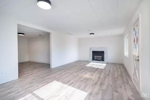 723 Buchanan St, Taft, CA 93268 photo 4