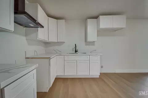 Kitchen - 710 Fillmore St, Taft, CA 93268 photo 1 of 2