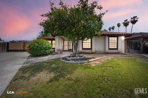 108 Durham Ct, Bakersfield, CA 93309