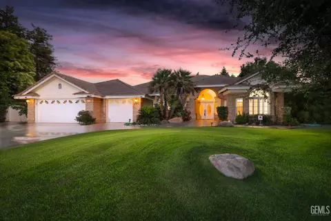 17607 Harvest Grove Ct, Bakersfield, CA 93314