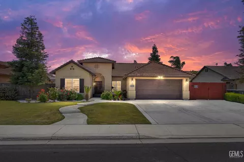 11013 Corbett Canyon Dr, Bakersfield, CA 93312